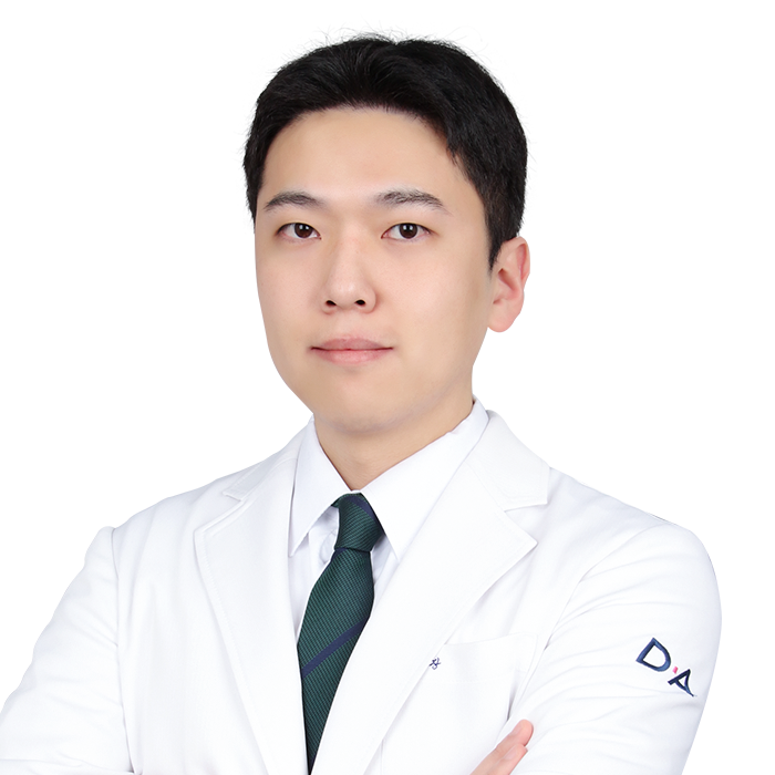 イ·ソンジュ 院長